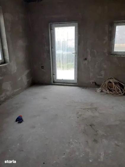 Casă cu 3 camere cu Teren 450 Mp în Cumpăna