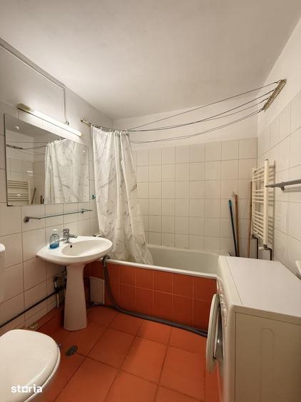 Apartament cu 2 camere decomandat în Complex Studențesc