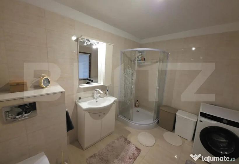 Casă cu 5 camere cu Teren 1900 Mp în Central