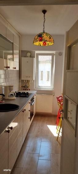 Apartament cu 2 camere decomandat în Berceni