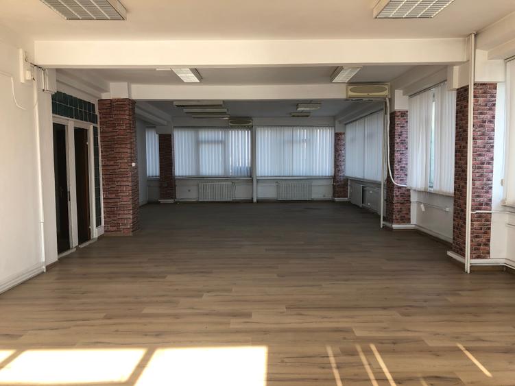 Birou, de 530 mp, în Băneasa