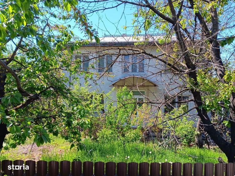 Casă cu 4 camere în Trușești