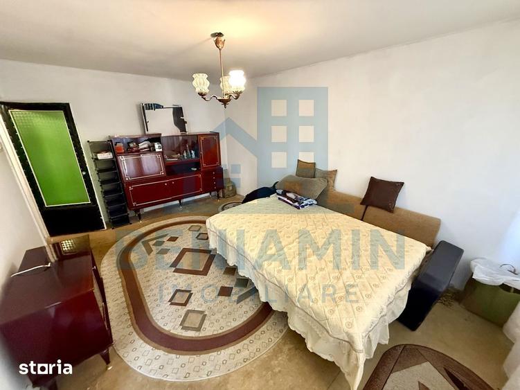 Apartament cu 2 camere decomandat în Rovine
