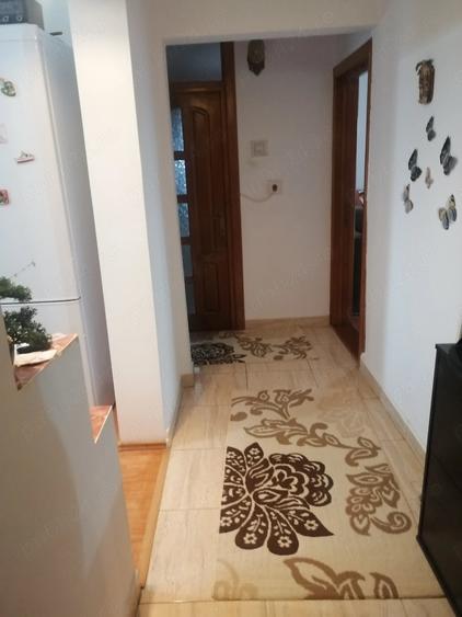 Apartament cu 2 camere decomandat în Exterior Vest