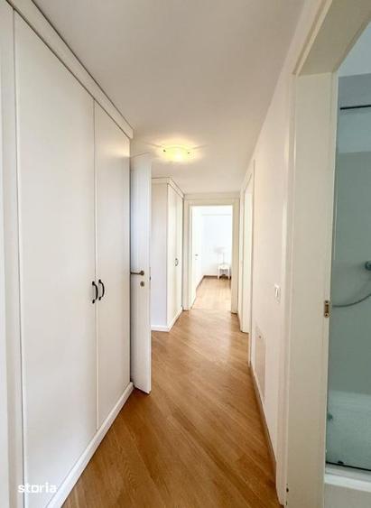 Apartament cu 3 camere în Calea Dumbrăvii