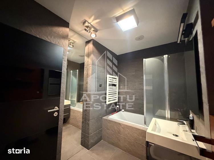Apartament cu 2 camere, mobilat în Est