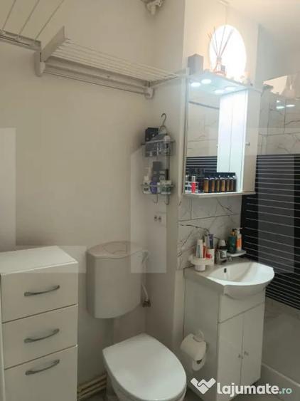 Apartament cu 2 camere semidecomandat în Dâmbovița
