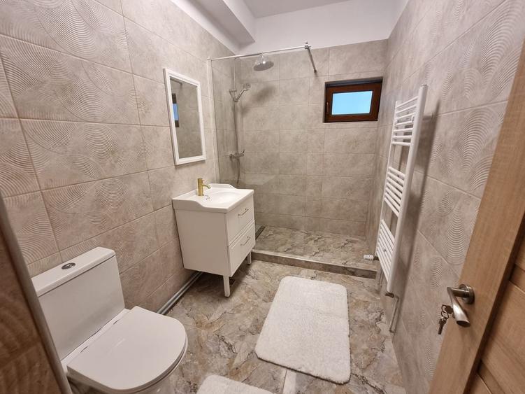 Apartament cu 2 camere semidecomandat, mobilat în Zorilor