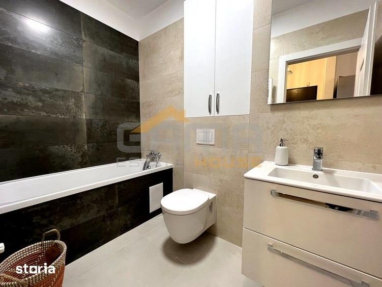 Apartament cu 3 camere semidecomandat în Micălaca
