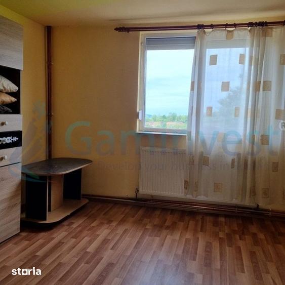 Casă cu 5 camere cu Teren 1611 Mp în Răbăgani