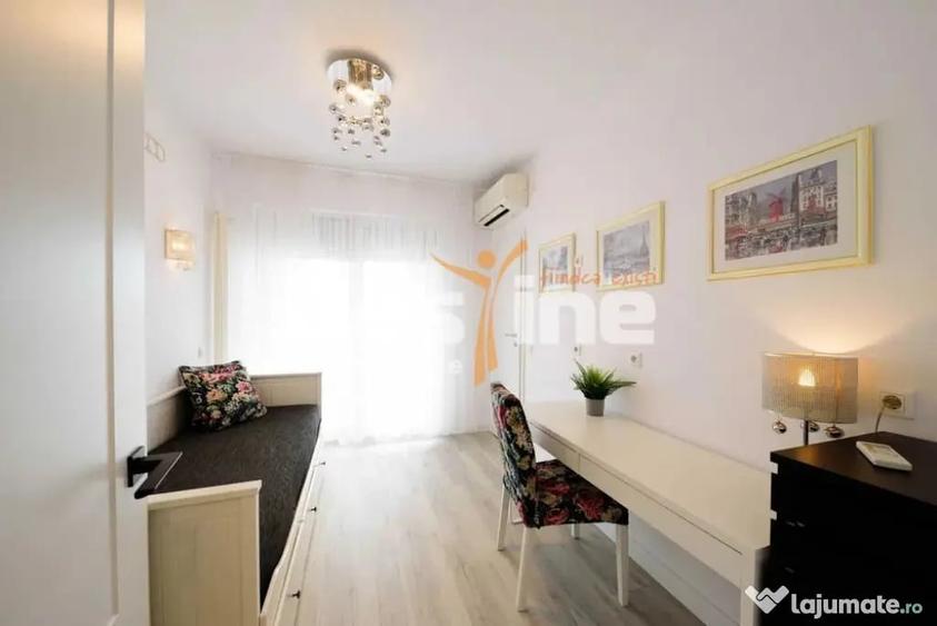 Apartament cu 3 camere semidecomandat în Central