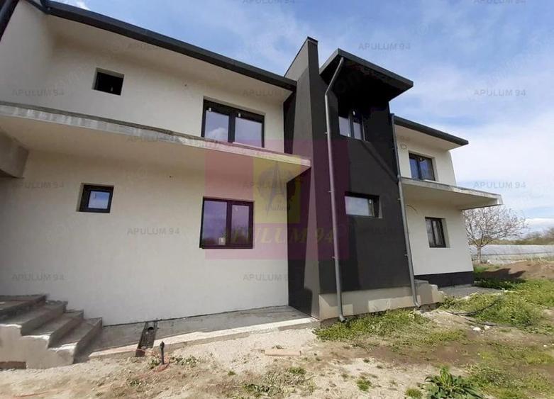 Casă cu 4 camere cu Teren 200 Mp în 1 Decembrie
