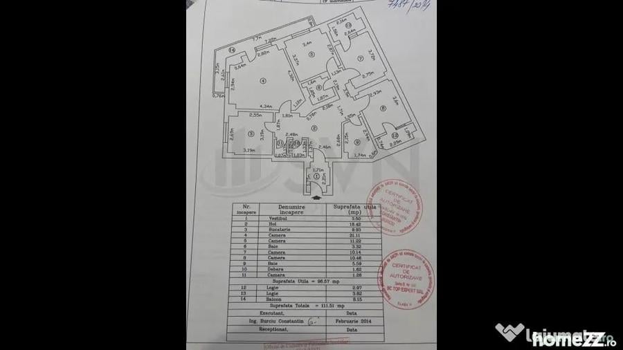 Apartament cu 4 camere semidecomandat în Universitate