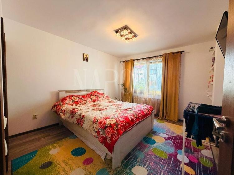Apartament cu 3 camere semidecomandat în Florești