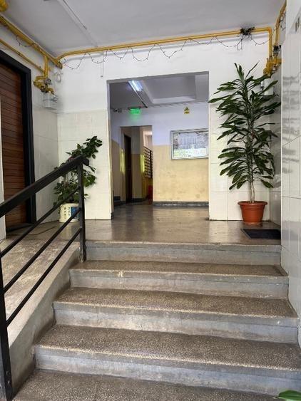 De vanzare apartament 4 camere zona Crangasi/An 1984 - 12