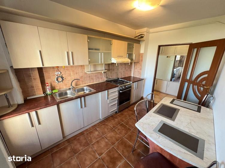 Apartament cu 3 camere în Gară