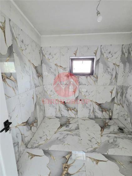Casă cu 3 camere cu Teren 411 Mp în Valu lui Traian