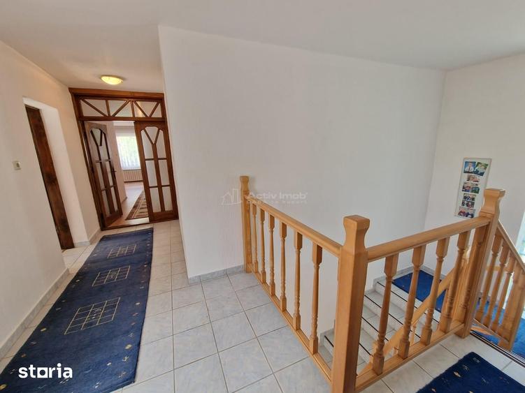 Casă cu Teren 720 Mp în Central