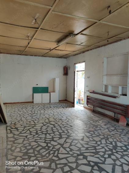 Spațiu comercial, de 50 mp, în Rovine