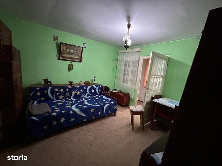 Casă cu 3 camere în Central