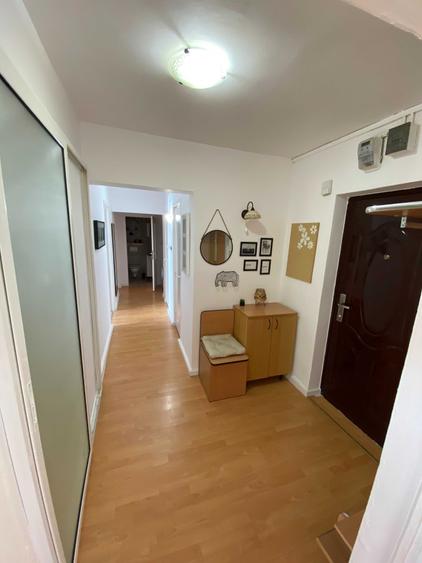 Apartament cu 3 camere decomandat în Iosefin