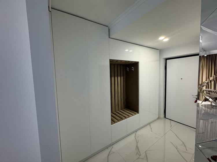 Apartament cu 3 camere în Doamna Ghica
