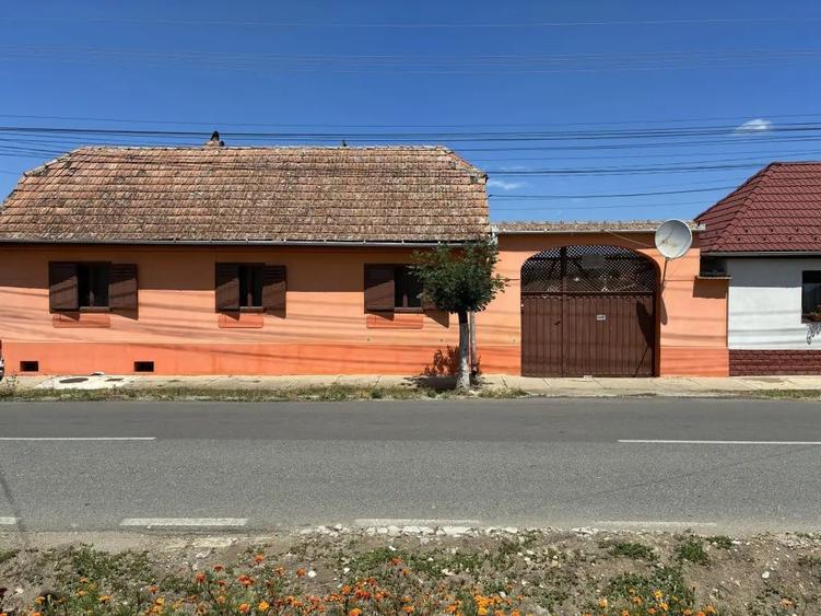 Casa de vanzare + teren 1.080 mp Miercurea Sibiului - 3