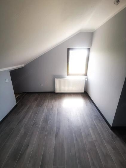 Casă cu Teren 515 Mp în Braniștea