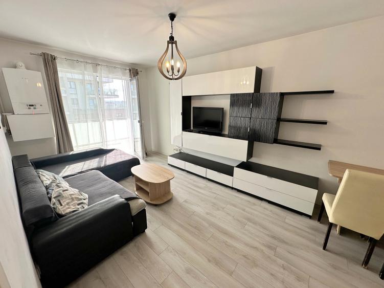 Apartament cu 2 camere semidecomandat, mobilat în Bună Ziua