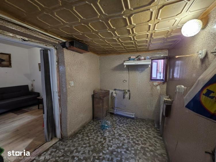 Casă cu 3 camere cu Teren 490 Mp în Central