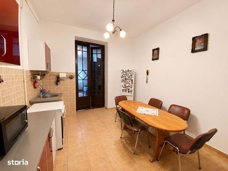 Apartament cu 4 camere decomandat în Elisabetin