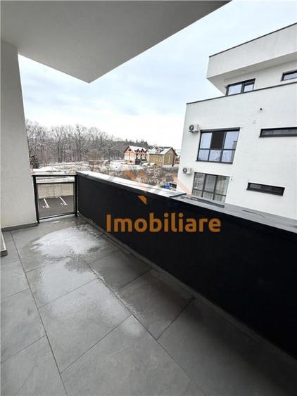 Apartament cu 2 camere semidecomandat în Sânmartin