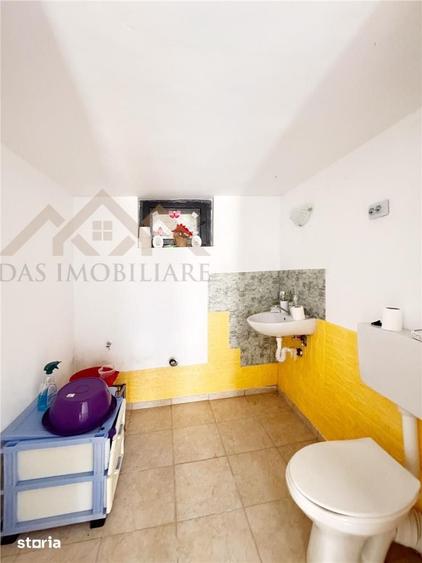 Casă cu 4 camere cu Teren 1150 Mp în Șișești