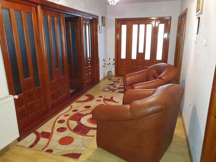 Casă cu 4 camere cu Teren 677 Mp în Exterior Vest