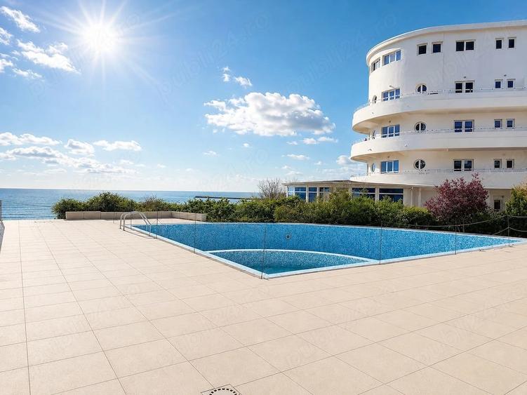 Apartament cu 2 camere decomandat în Eforie