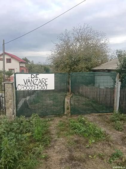 Teren de 800 mp, în Lilieci