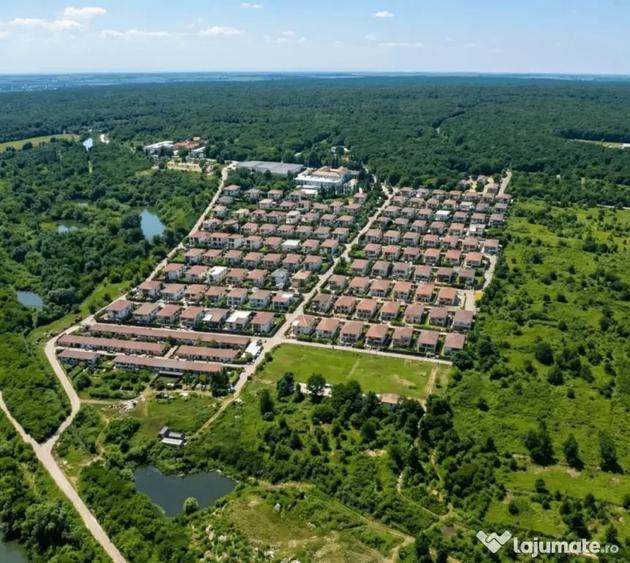 Teren de 8194 mp, în Snagov