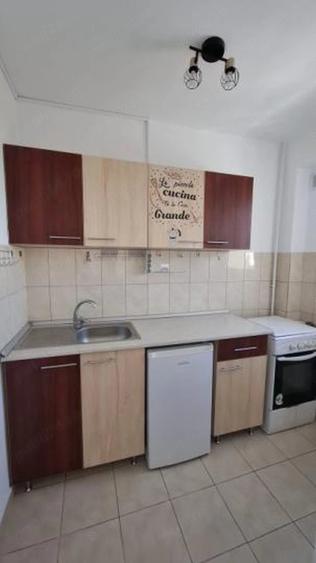 Garsonieră semidecomandată în Obor