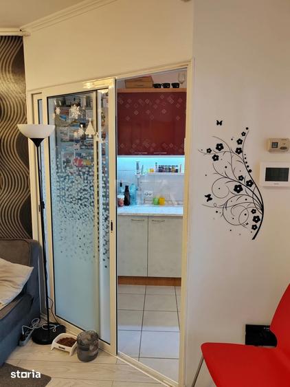 Apartament cu 2 camere semidecomandat în Colentina