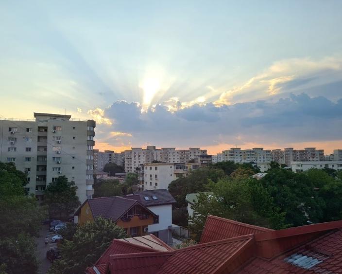 Apartament cu 2 camere nedecomandat, mobilat în Mihai Bravu