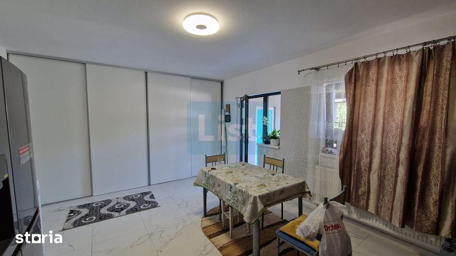 Casă cu 5 camere cu Teren 720 Mp în Central