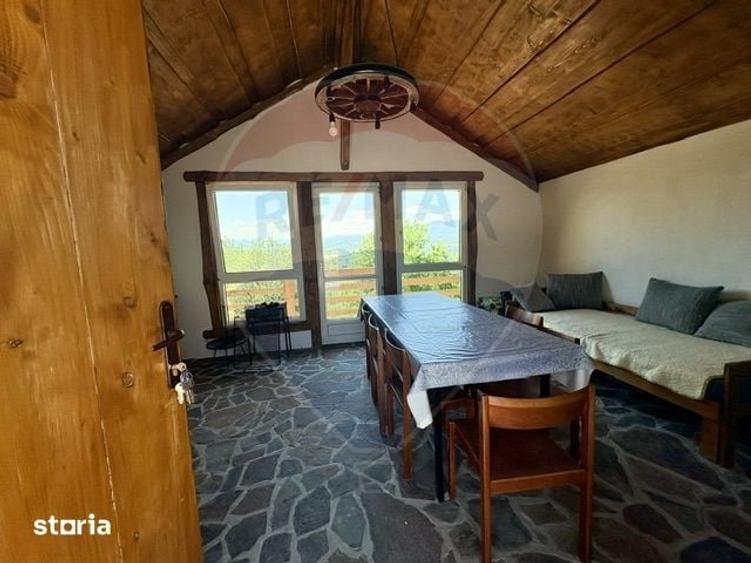 Casă cu 1 camere cu Teren 3177 Mp în Giulești