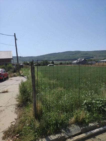 Teren de 1936 mp, în Central