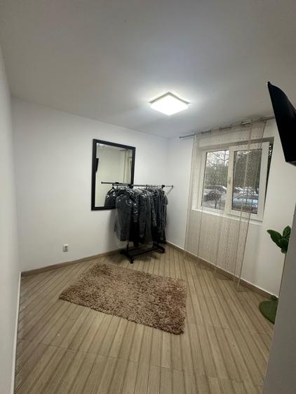 Garsonieră decomandată în Exterior Vest