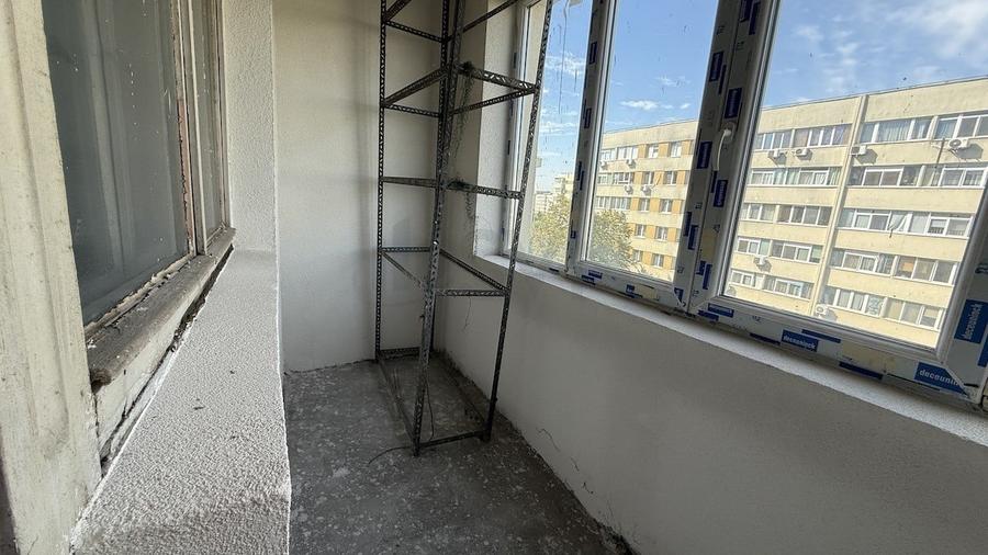 Apartament cu 2 camere decomandat în Tei