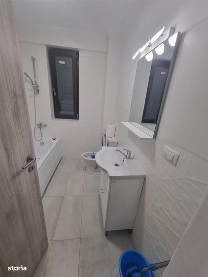 Apartament cu 2 camere decomandat în Bârnova
