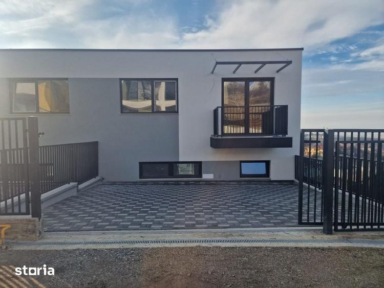 Casă cu 4 camere cu Teren 400 Mp în Bulgaria