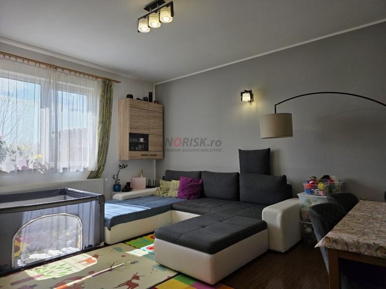 Casă individuală cu 3 camere cu Teren 400 Mp în Domnești