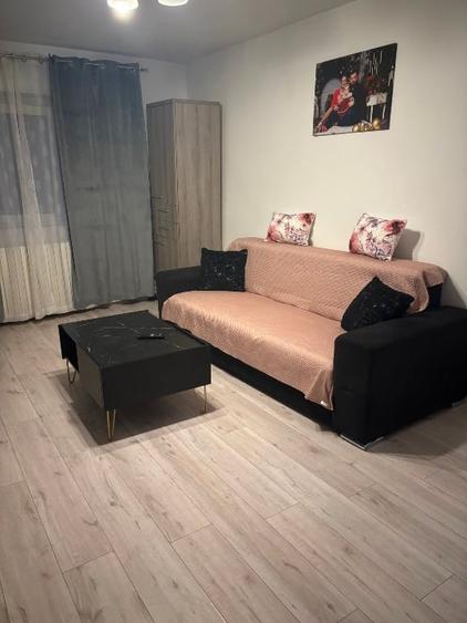 Apartament cu 2 camere decomandat în Gara