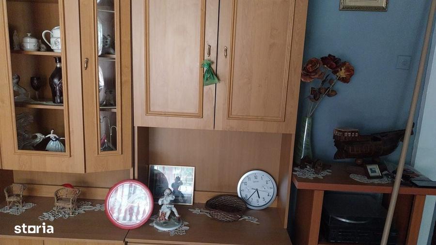 Garsonieră decomandată în Central
